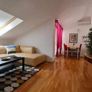 Bella Apartment